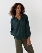 Load image into Gallery viewer, Ariana Blouse in Hunter/Lapis Foulard Metallic Georgette
