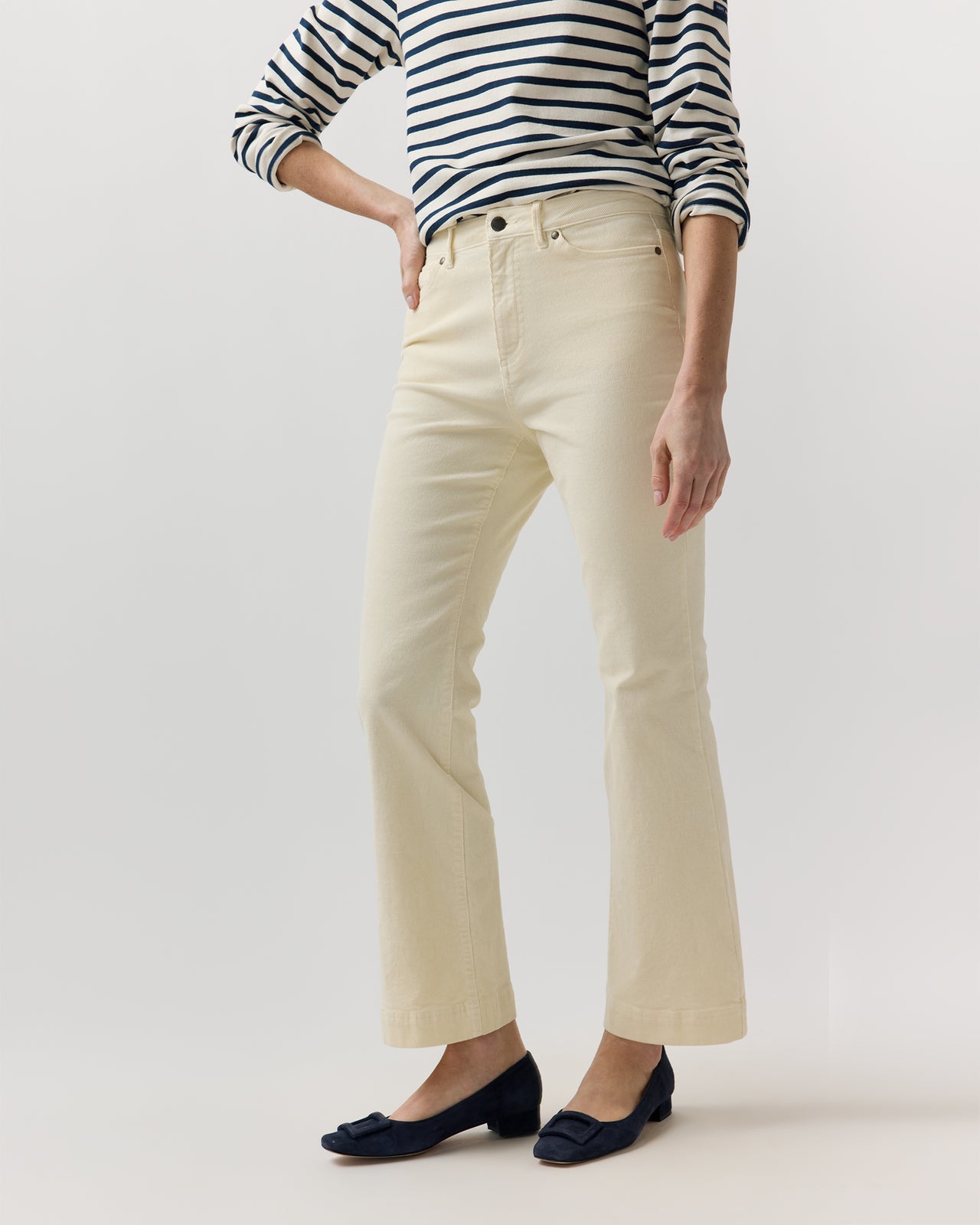 Kendall Flare 5-Pocket Jean in Ivory Stretch Corduroy