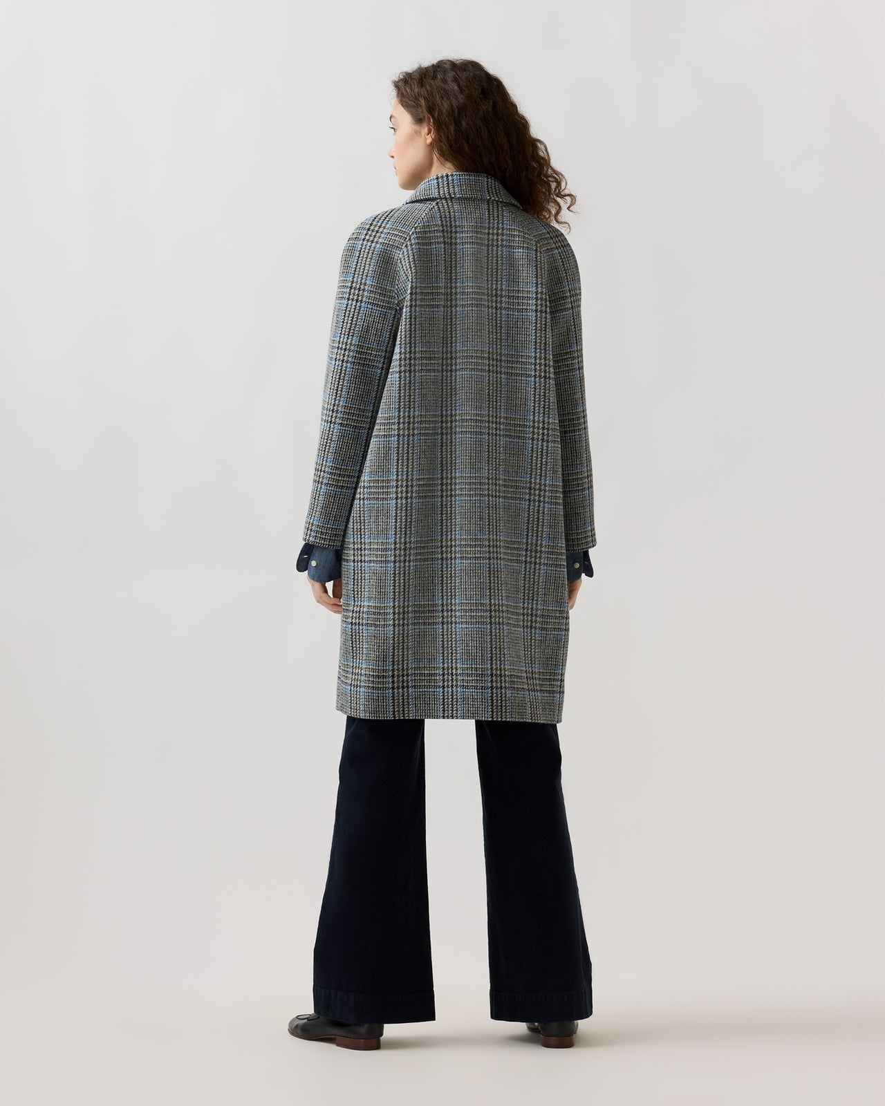 Balmacaan Coat in Grey/Sky Glen Plaid Harris Tweed