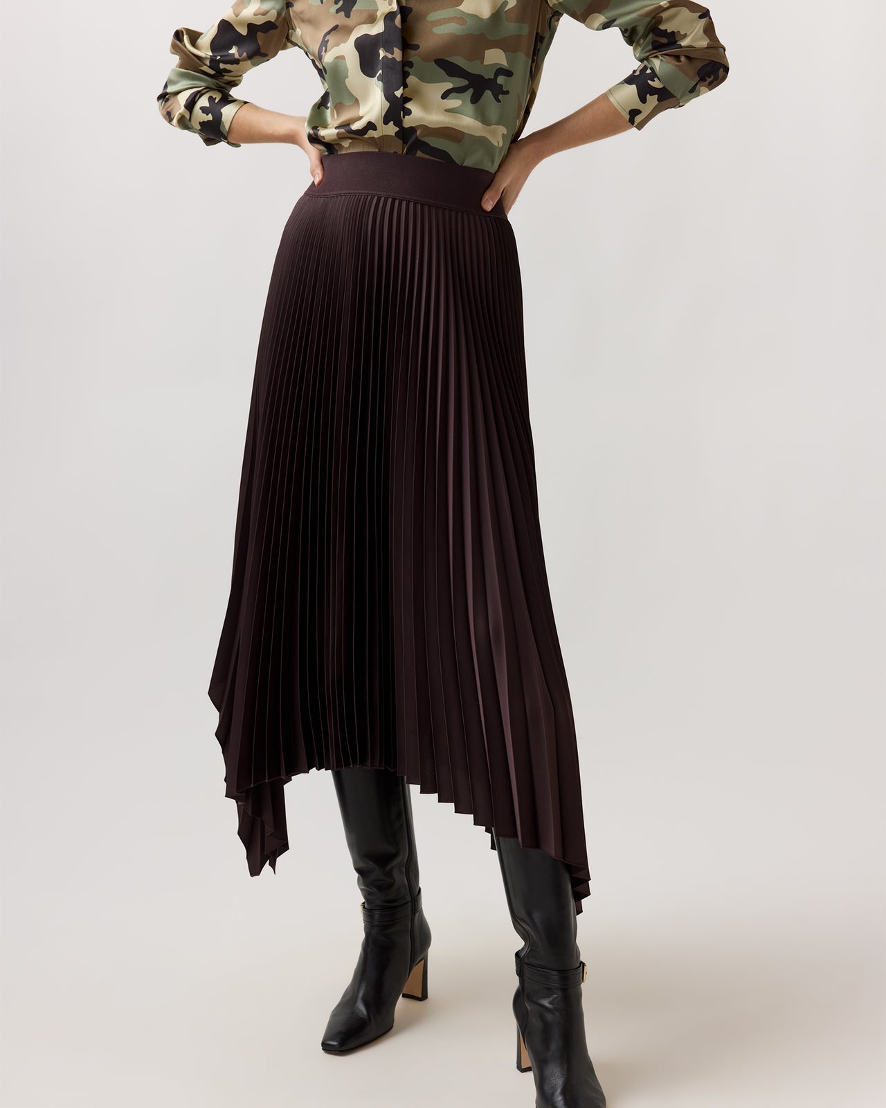 Ade Skirt in Mahogany