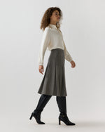 Load image into Gallery viewer, Francesca Skirt in Navy/Chocolate Houndstooth
