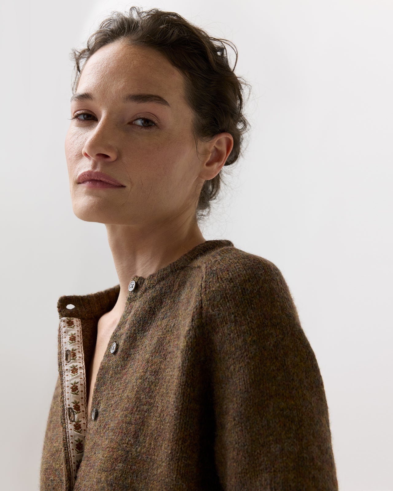 Romy Cardigan in Heather Chestnut Rustic Wool