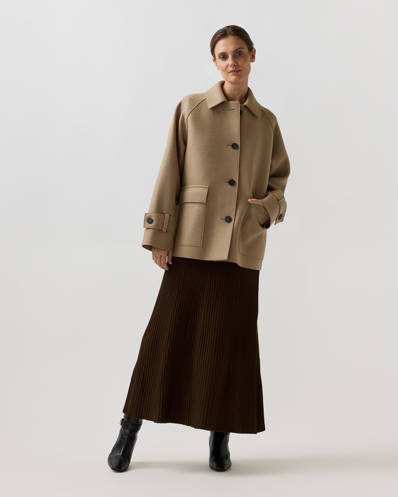 Raglan Jacket in Tan
