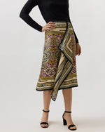 Load image into Gallery viewer, Scarf Skirt in Kells Placée
