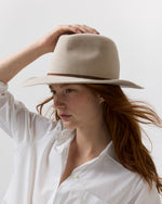 Load image into Gallery viewer, Luxe Amelia Hat in Bone/Chocolate
