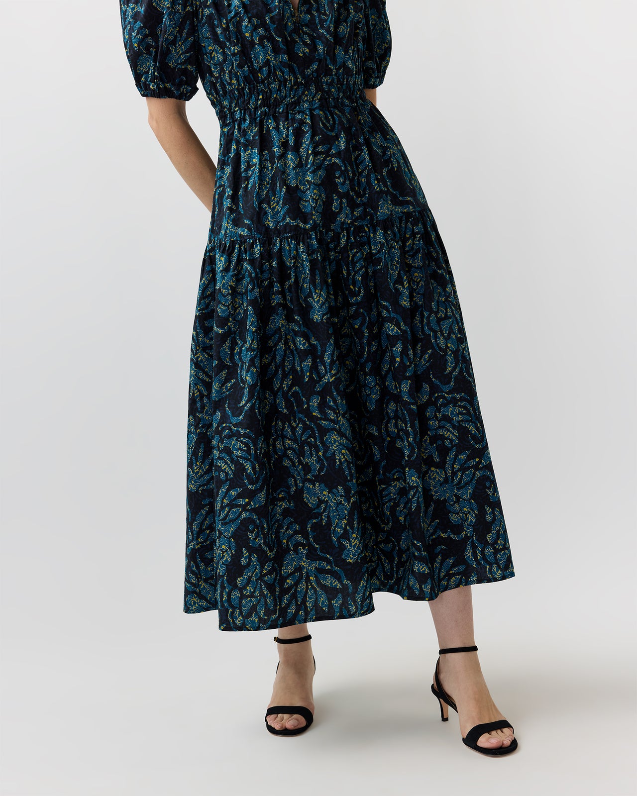 Othella Short-Sleeved Midi Dress in Midnight
