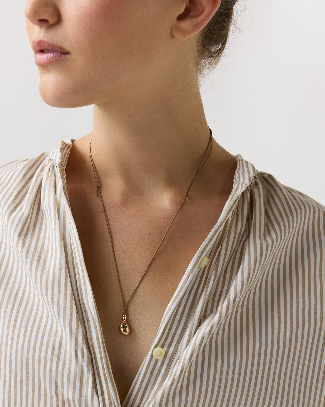 Drop Pendant on String in Toffee/Gold