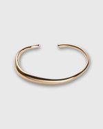 Load image into Gallery viewer, Curved Bracelet in Gold

