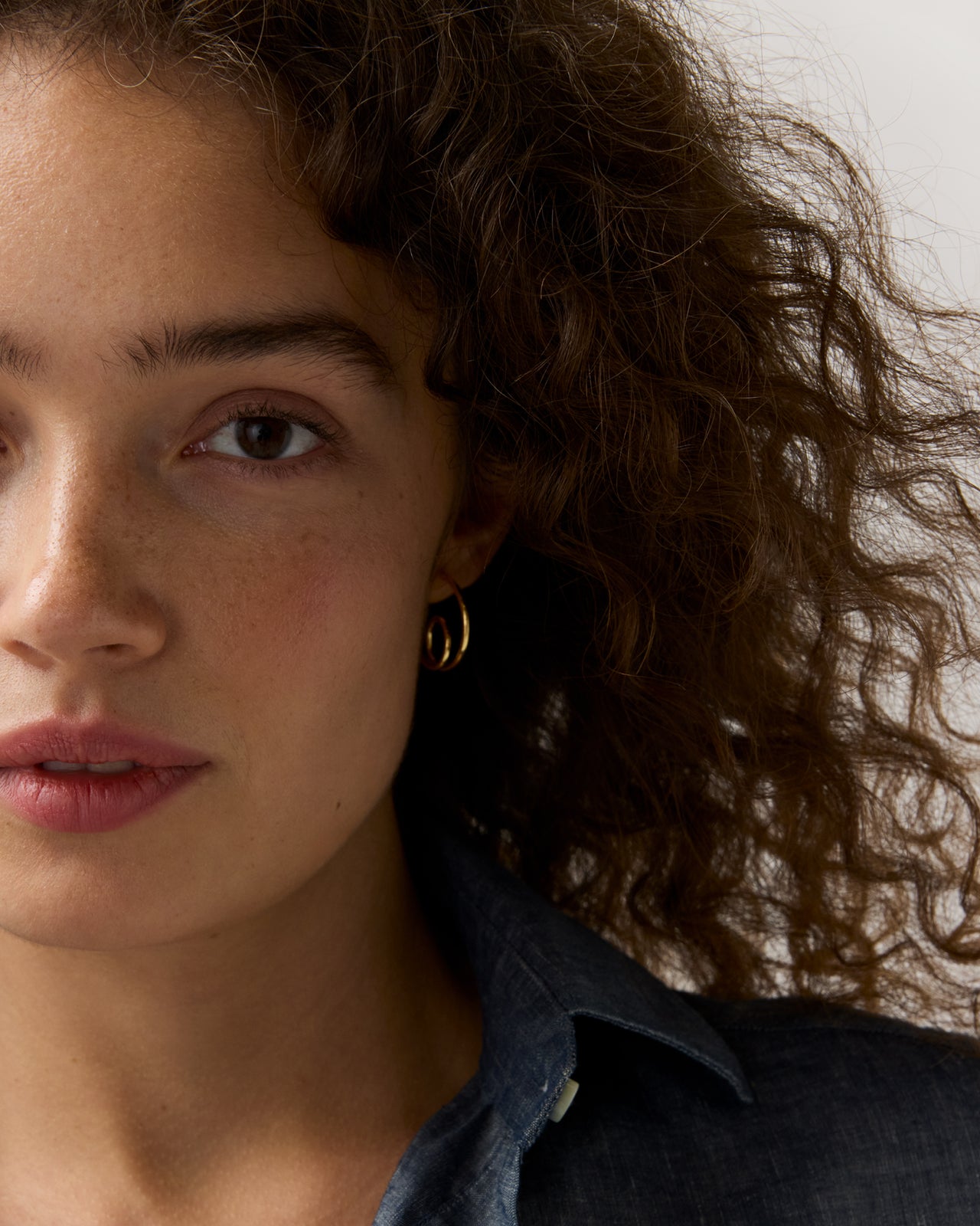 Loop Hoop Earrings in Gold