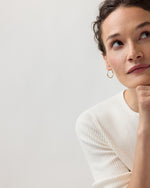 Load image into Gallery viewer, Small Classic Hoop Earrings in Gold
