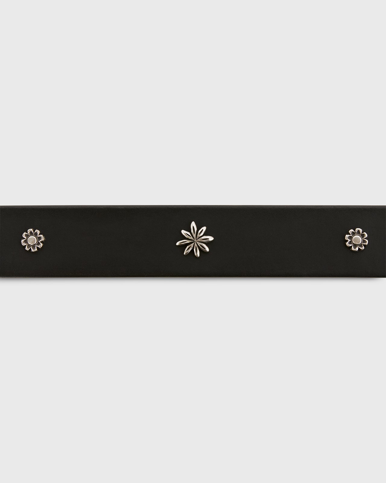 1.5" Edelweiss Studded Belt in Black Leather