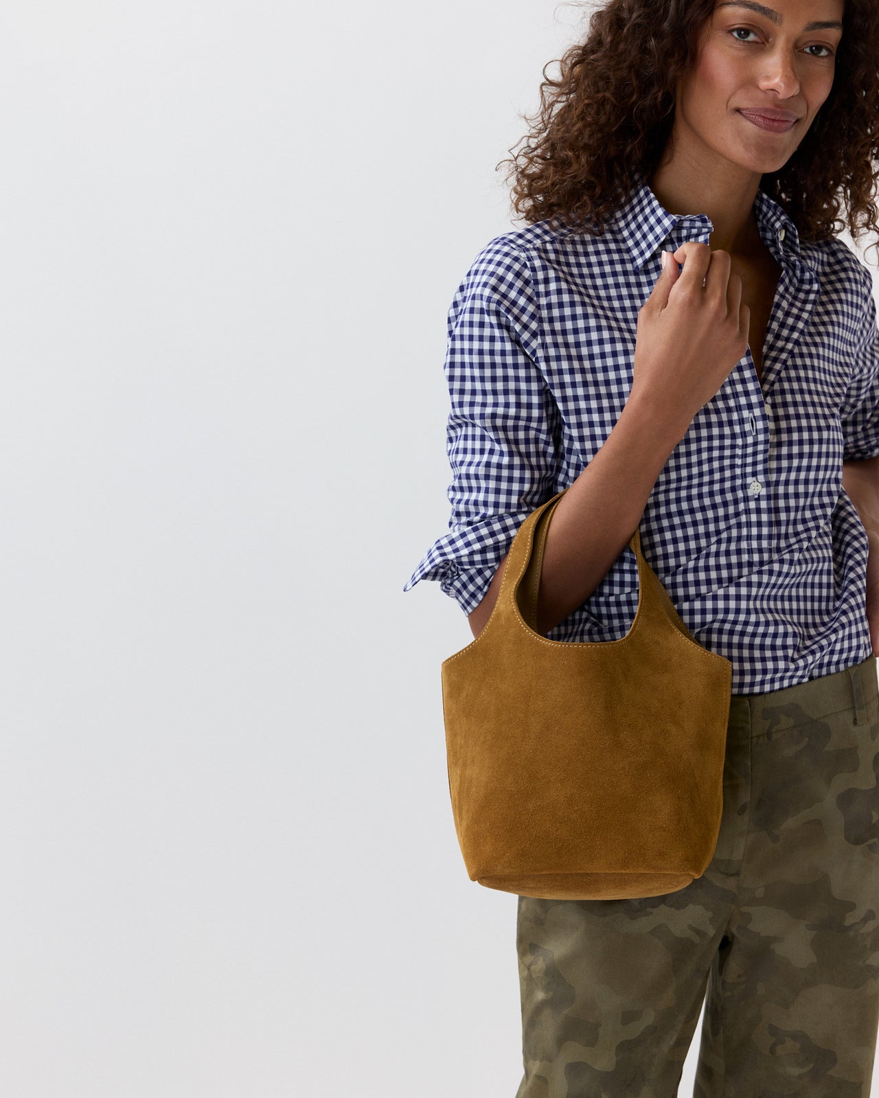 Paola Bucket Bag in Caramel Suede