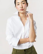 Load image into Gallery viewer, Tomboy Popover Shirt in White Poplin
