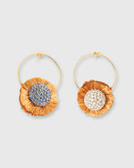 Load image into Gallery viewer, Saturn Earrings in Multicolor Cristallo/Azzurro
