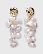 Load image into Gallery viewer, Maison Earrings in White
